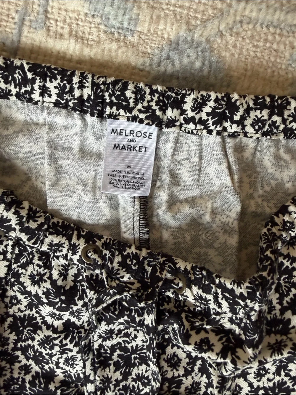 Melrose and Market Black and White Floral Maxi Skirt